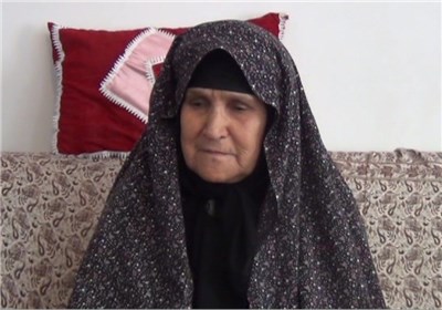 وصیتنامه شهیدی که با مهر مادری بر تار و پود قالیچه نقش میبندد وصیتنامه شهیدی که با مهر مادری بر تار و پود قالیچه نقش میبندد
