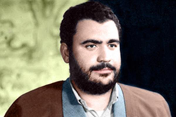 سرداری که سر در بدن نداشت! +عکس سرداری که سر در بدن نداشت! +عکس