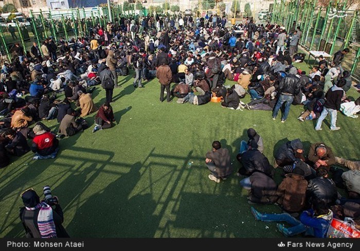 عکس/ جمعآوری مردان معتاد متجاهر عکس/ جمعآوری مردان معتاد متجاهر