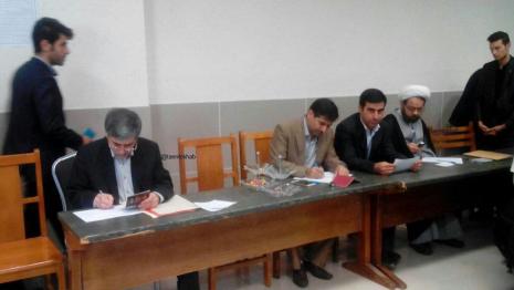 اخلال معاون فرماندار در کنفرانس دکتر عباسی! اخلال معاون فرماندار در کنفرانس دکتر عباسی!