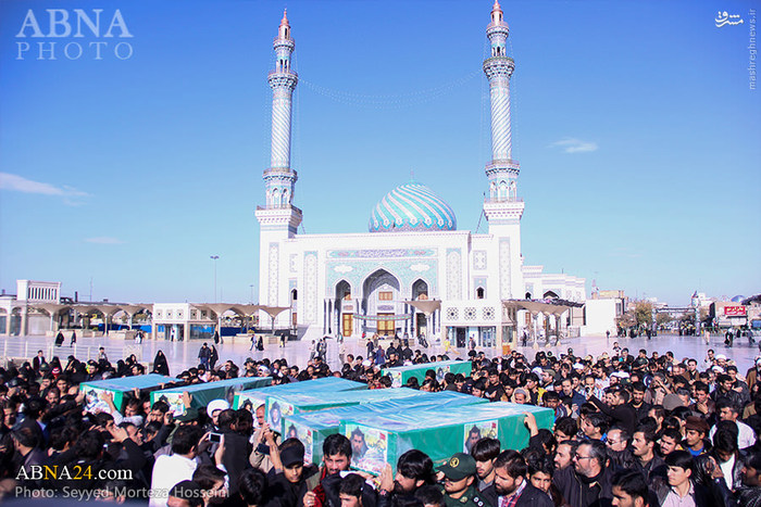 عکس/ تشییع هفت شهید مدافع حرم در قم