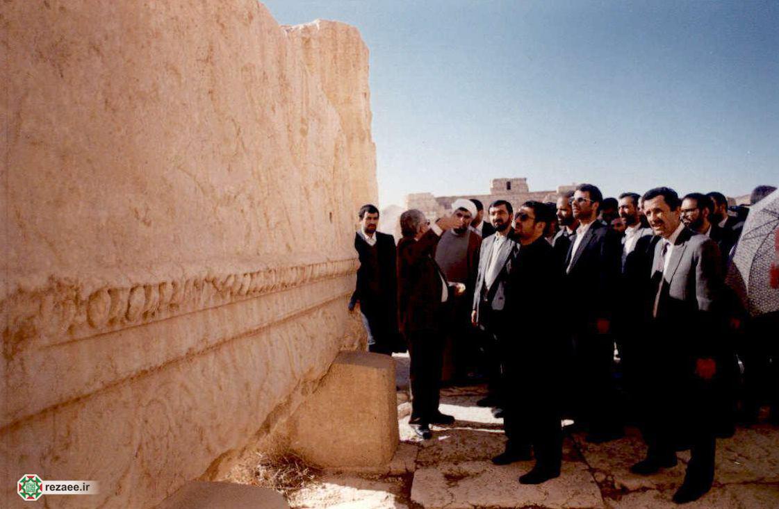 بازدید فرماندهان سپاه از شهر «تَدمُر» سوریه+تصاویر بازدید فرماندهان سپاه از شهر «تَدمُر» سوریه+تصاویر