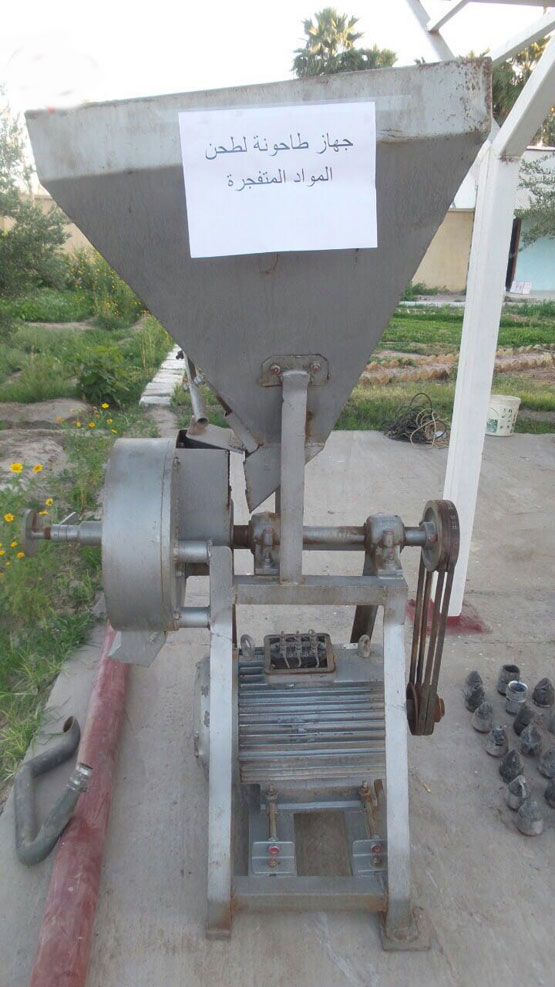 کشف بزرگترین کارگاه ساخت موشک داعش + عکس کشف بزرگترین کارگاه ساخت موشک داعش + عکس