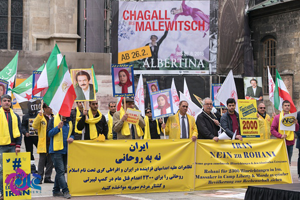 تجمعی که سفر روحانی به خاطر آن لغو شد +تصاویر تجمعی که سفر روحانی به خاطر آن لغو شد +تصاویر