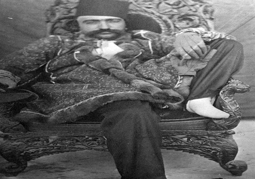 تصویری خودمانی از ناصرالدین شاه قاجار +عکس