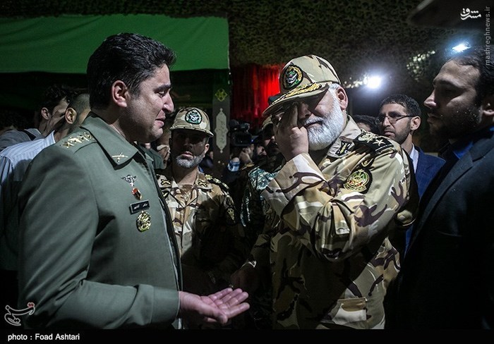 وداع امیر پوردستان با شهدای مدافح حرم+عکس