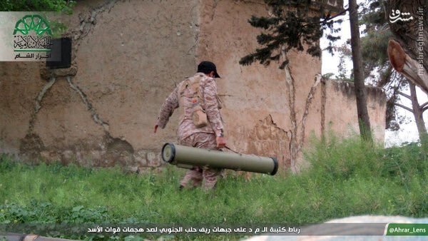 ادامه نبردهای خونین در جنوب حلب+عکس ادامه نبردهای خونین در جنوب حلب+عکس