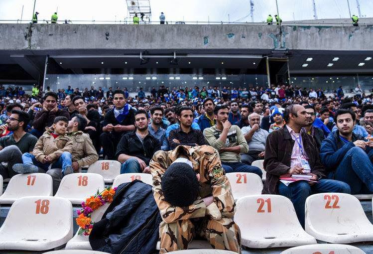 سرباز ناکام در دربی 82 +عکس سرباز ناکام در دربی 82 +عکس