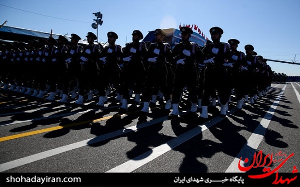 رژه دلاورمردان ارتش جمهوری اسلامی ایران/***عکس
