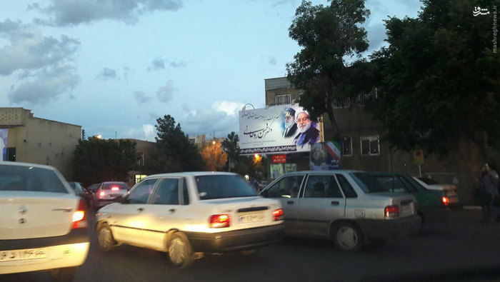 استقبال گسترده بنرها از ورود رییس جمهور+عکس استقبال گسترده بنرها از ورود رییس جمهور+عکس