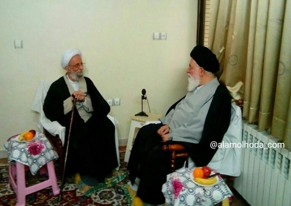 ملاقات آیت‌الله علم‌الهدی و علامه مصباح +عکس