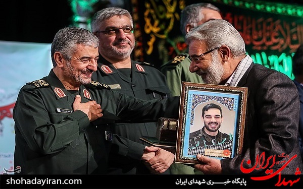 عکس/ یادواره شهدای قرآنی مدافع حرم