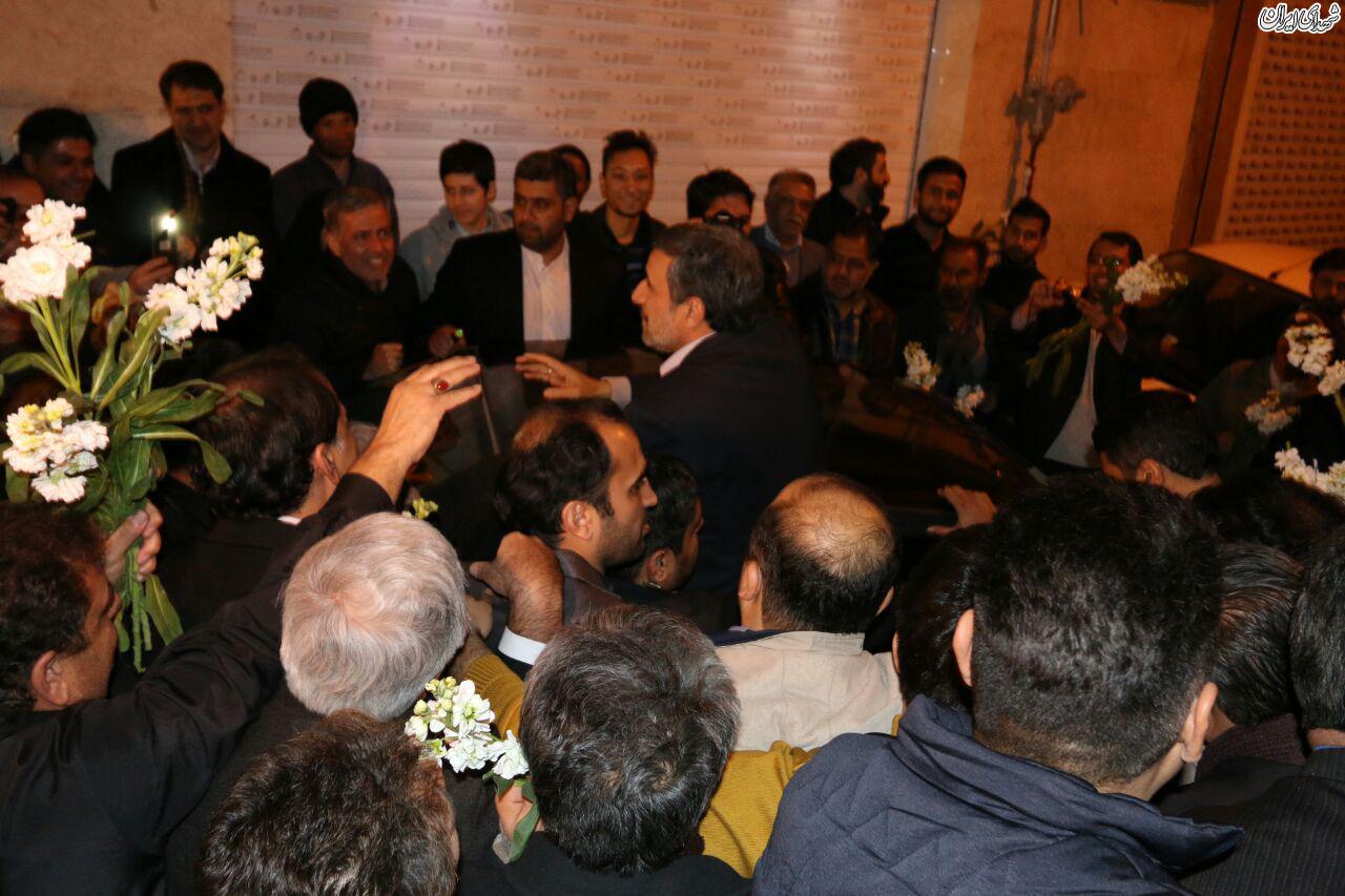 احمدی نژاد در حرم حضرت عبدالعظیم(ع)+تصاویر