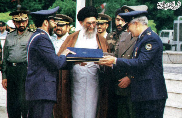 امیر سرلشکر منصور ستاری، افسری شجاع در کنترل شکاری رادار امیر سرلشکر منصور ستاری، افسری شجاع در کنترل شکاری رادار