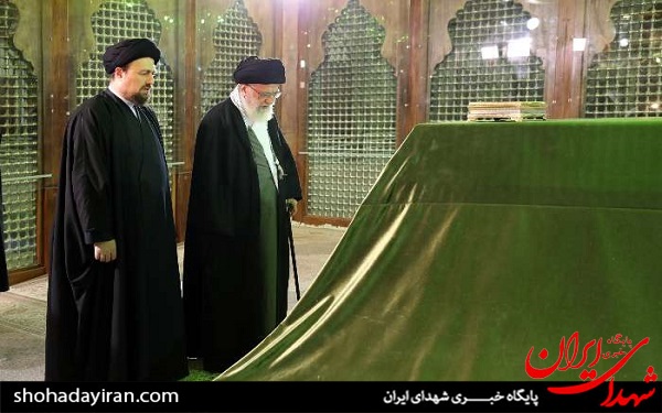 عکس/ حضور رهبر انقلاب در مرقد مطهر امام راحل و گلزار شهدای بهشت زهرا