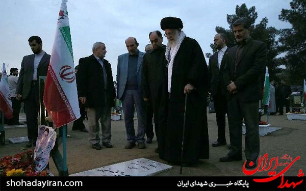 عکس/ حضور رهبر انقلاب در مرقد مطهر امام راحل و گلزار شهدای بهشت زهرا