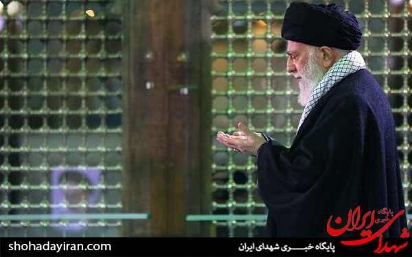 عکس/ حضور رهبر انقلاب در مرقد مطهر امام راحل و گلزار شهدای بهشت زهرا