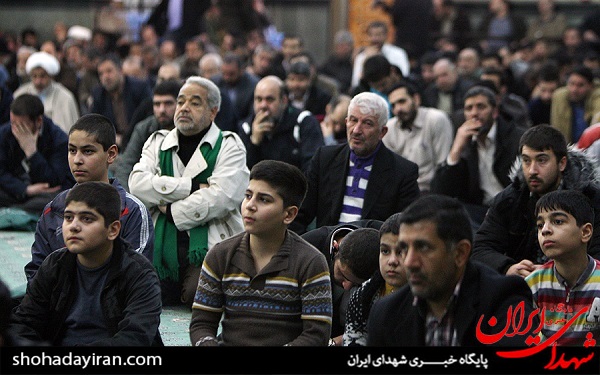 عکس/بزرگداشت شهدای بحرینی در کنار مراسم بزرگداشت شهدای آتش‌نشان