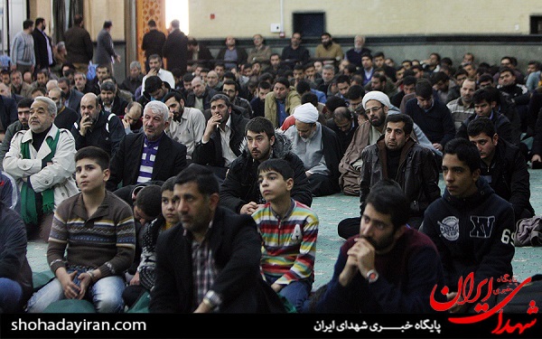 عکس/بزرگداشت شهدای بحرینی در کنار مراسم بزرگداشت شهدای آتش‌نشان