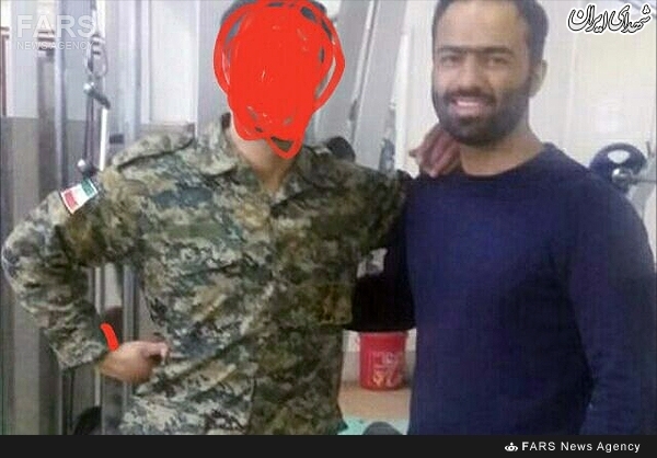 آتش‌نشان شهید در کنار یک مدافع حرم+عکس