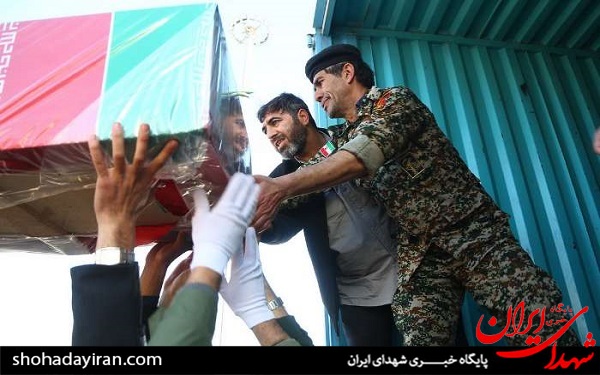 عکس/ ورود پیکر مطهر ۲۰ شهید گمنام از مرز باشماق مریوان به کشور