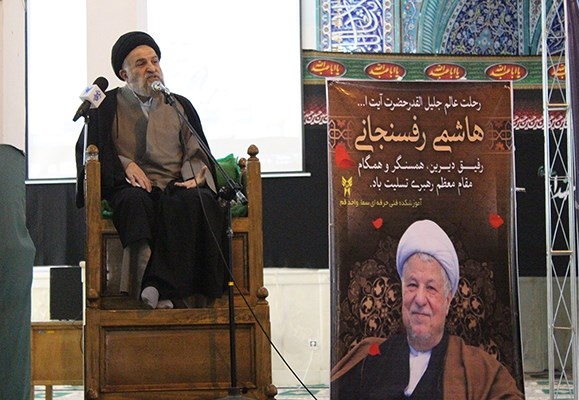 یارگیری از جناح راست برای ریاست مجدد روحانی! یارگیری از جناح راست برای ریاست مجدد روحانی!