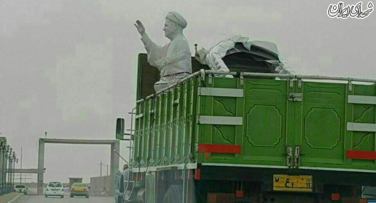 مجسمه مرحوم هاشمی در راه خاک +عکس مجسمه مرحوم هاشمی در راه خاک +عکس