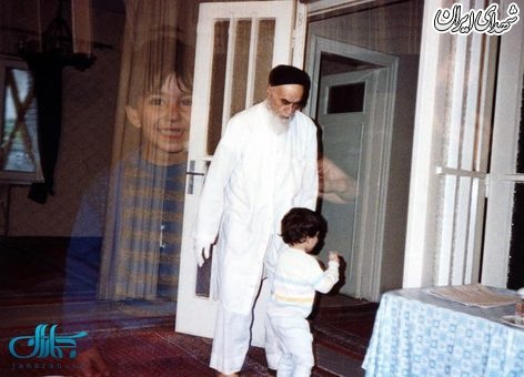 پاسخ امام به کودکانه های سید علی چگونه بود؟ پاسخ امام به کودکانه های سید علی چگونه بود؟