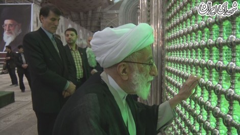 ادای احترام آیت الله جنتی به مقام شامخ امام+عکس ادای احترام آیت الله جنتی به مقام شامخ امام+عکس
