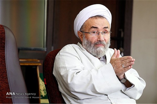 پدرتان (هاشمی) را تحویل امام(ره) دادید تا...
