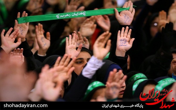 عکس/دیدار اعضای اتحادیه انجمن‌های اسلامی دانش آموزان با رهبر انقلاب