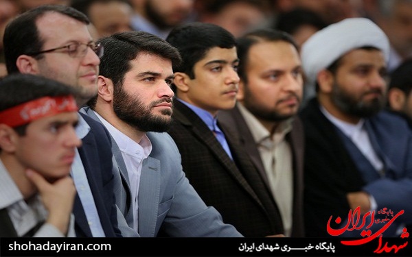 عکس/دیدار اعضای اتحادیه انجمن‌های اسلامی دانش آموزان با رهبر انقلاب