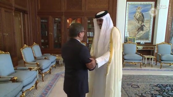 حضور داوود اوغلو در پادگان نظامیان ترکیه در قطر+عکس حضور داوود اوغلو در پادگان نظامیان ترکیه در قطر+عکس