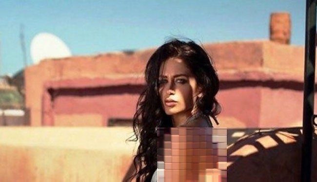 خشم مغربیها از تصاویر غیر اخلاقی مجله مشهور خشم مغربیها از تصاویر غیر اخلاقی مجله مشهور