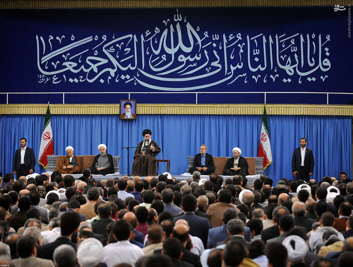 عکس/ دیدار مسئولان نظام و سفرای کشورهای اسلامی با رهبر انقلاب عکس/ دیدار مسئولان نظام و سفرای کشورهای اسلامی با رهبر انقلاب