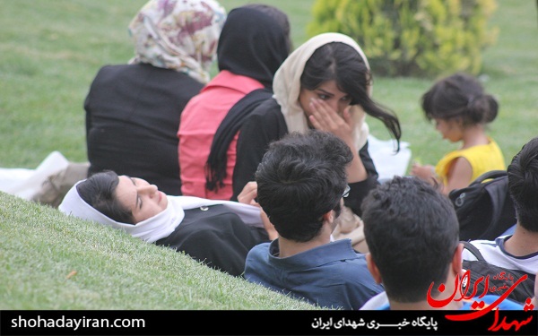 غیبت گشت ارشاد در نمایشگاه کتاب! + عکس غیبت گشت ارشاد در نمایشگاه کتاب! + عکس