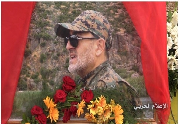 یادبود شهید بدرالدین در حرم حضرت زینب(س)+تصاویر یادبود شهید بدرالدین در حرم حضرت زینب(س)+تصاویر