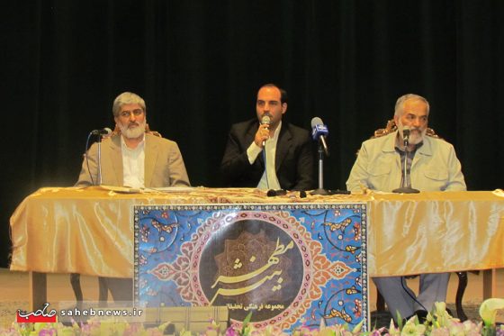 مقصرین فتنه از جمله احمدینژاد و سپاه باید محاکمه شوند؟! مقصرین فتنه از جمله احمدینژاد و سپاه باید محاکمه شوند؟!