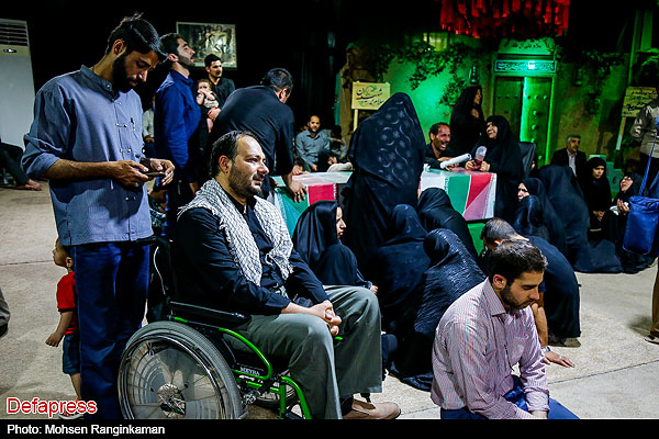 حالا میفهمیم حضرت زینب(س) چه کشیده حالا میفهمیم حضرت زینب(س) چه کشیده