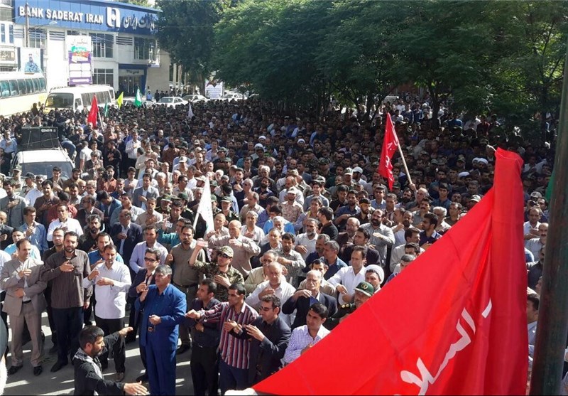عکس/تشییع باشکوه شهید رستمی مقدم در خرمآباد عکس/تشییع باشکوه شهید رستمی مقدم در خرمآباد