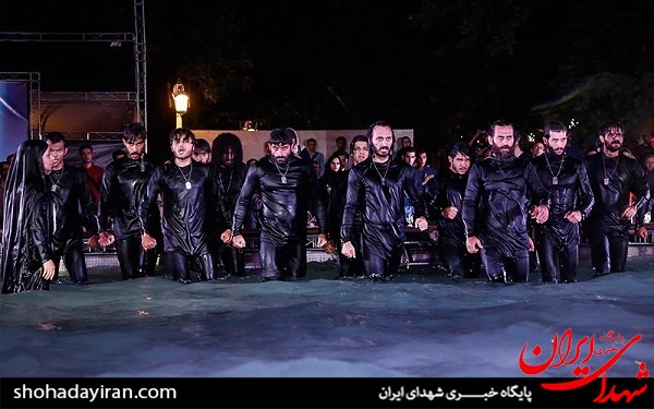 عکس/ نمایش دریادلان