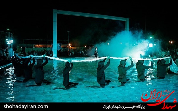 عکس/ نمایش دریادلان