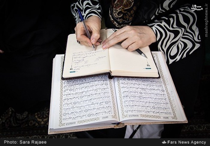 عکس/ زنی با شغل انبیاء عکس/ زنی با شغل انبیاء