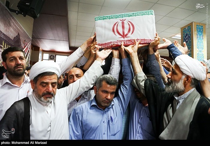 وداع با پیکر شهید مدافع حرم«مهدی حیدری»+تصاویر
