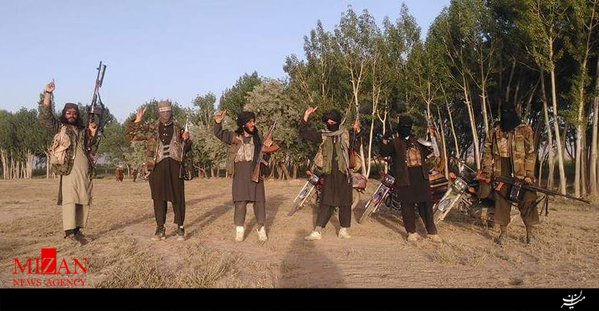 بیعت عناصر طالبان با سرکرده جدید+عکس بیعت عناصر طالبان با سرکرده جدید+عکس