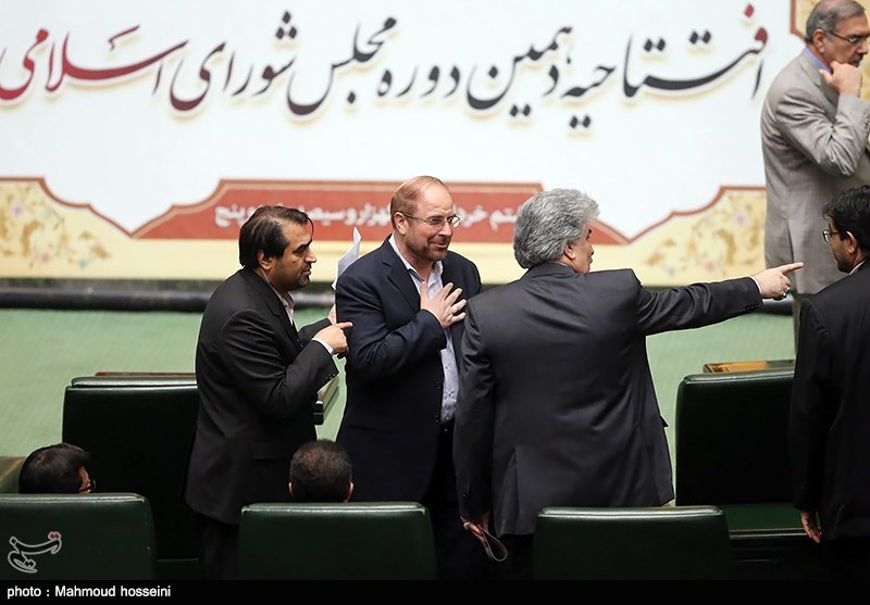 تصاویر/افتتاحیۀ دهمین دورۀ مجلس شورای اسلامی تصاویر/افتتاحیۀ دهمین دورۀ مجلس شورای اسلامی