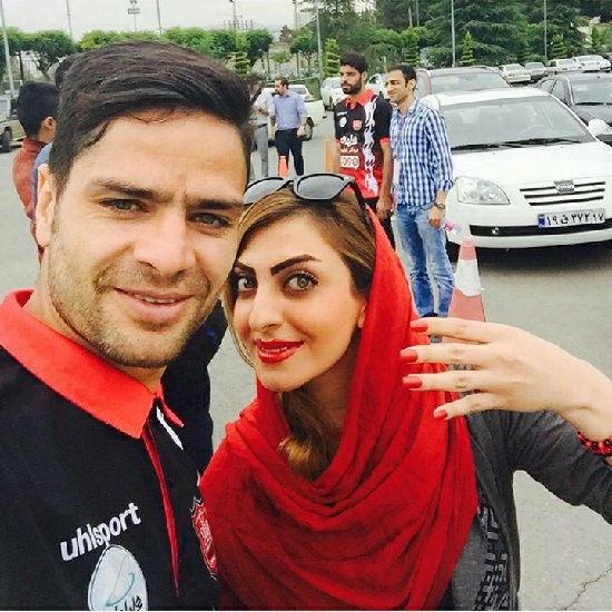 سلفی فوتبالیست ملی‌پوش با هوادار خانم!+عکس