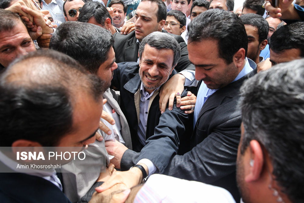 استقبال از احمدی‌نژاد در راهپیمایی روز قدس +تصاویر