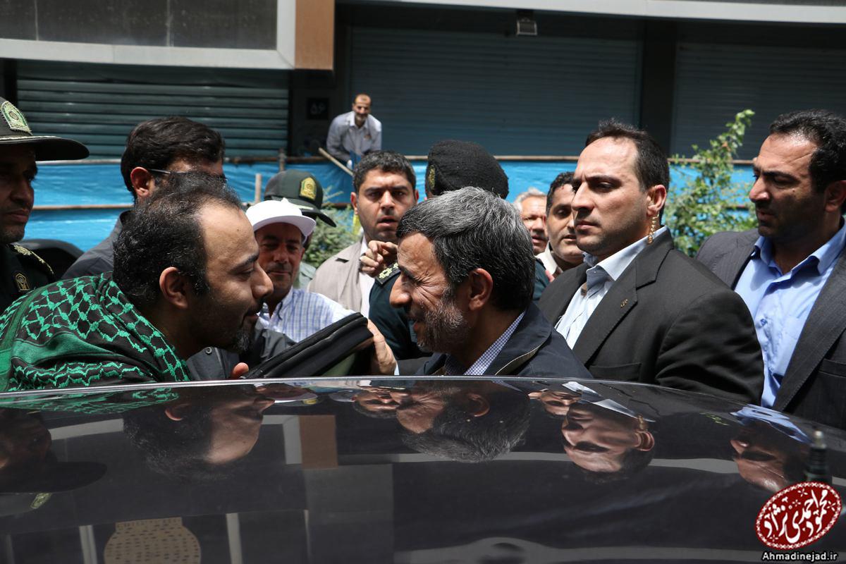 استقبال از احمدی‌نژاد در راهپیمایی روز قدس +تصاویر