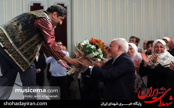 مسئولان دستگاه دیپلماسی در کنسرت + عکس مسئولان دستگاه دیپلماسی در کنسرت + عکس